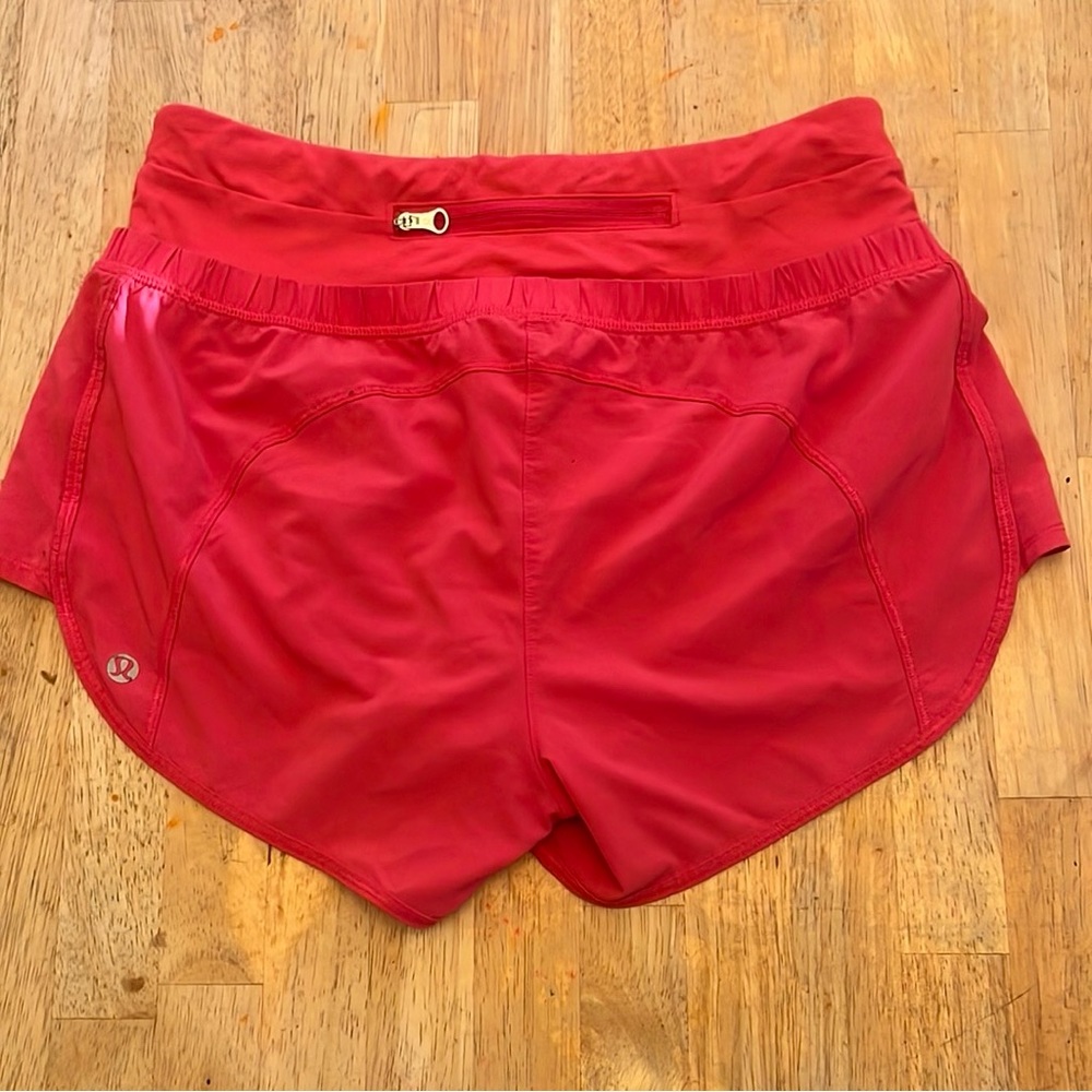 LULULEMON PINK SHORTS